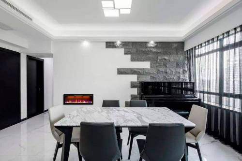 Линейный электрокамин Royal Flame Crystal 50 RF в Томске